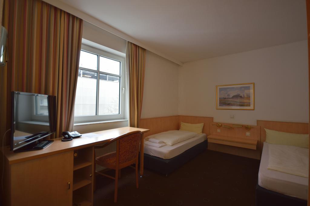 Hotel Hornung Darmstadt Phòng bức ảnh
